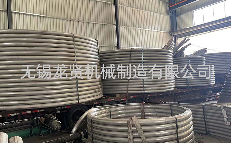 江蘇筒體半圓管哪家交貨快？龍賢：把 “急單” 變 “閃電單”，工業(yè)圈的 “準(zhǔn)時(shí)達(dá)王者”